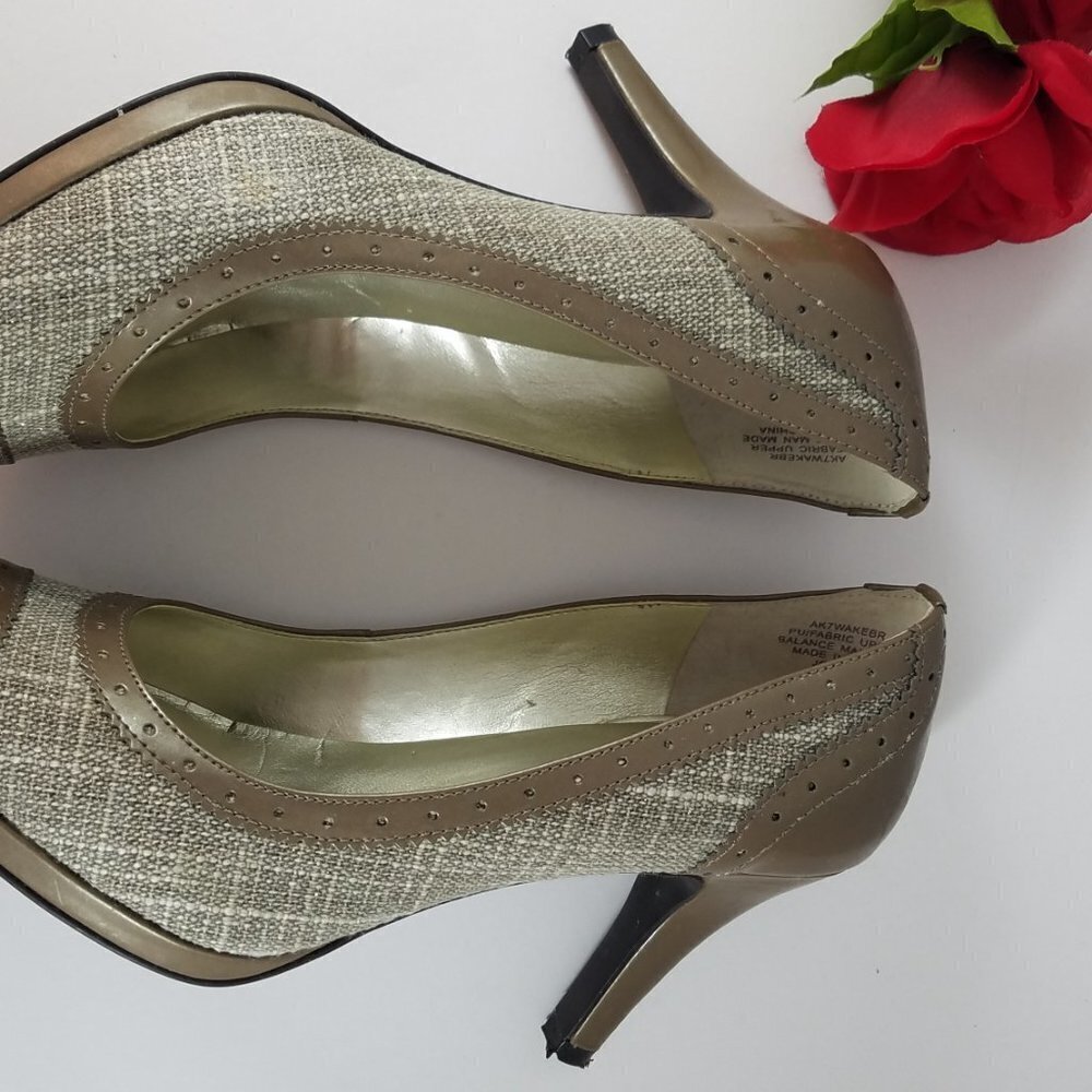 AK Anne Klein Platform Heels Taupe 7M Wake Pantene Tweed Pumps Shoes 3” Heels - Picture 8 of 8
